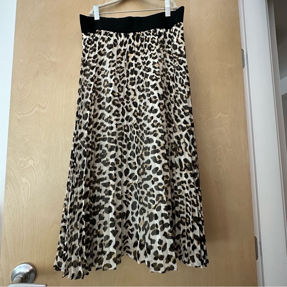 DKNY | Leopard Pleated Skirt US-S - Picture 2 of 6